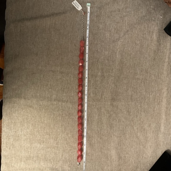 CINER/AnnTaylor genuine pink chunky semiprecious stone necklace. - Picture 3 of 4